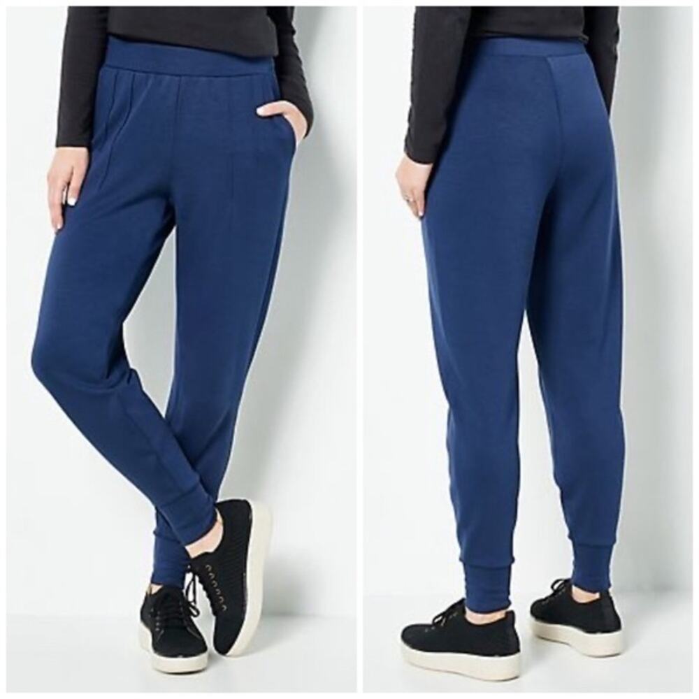 NWOT! Modern Soul Regular Nourish Knit Pintucked Jogger